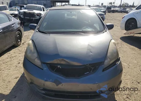 2013 Honda Fit z USA, uszkodzony, nr VIN JHMGE8H30DC081131